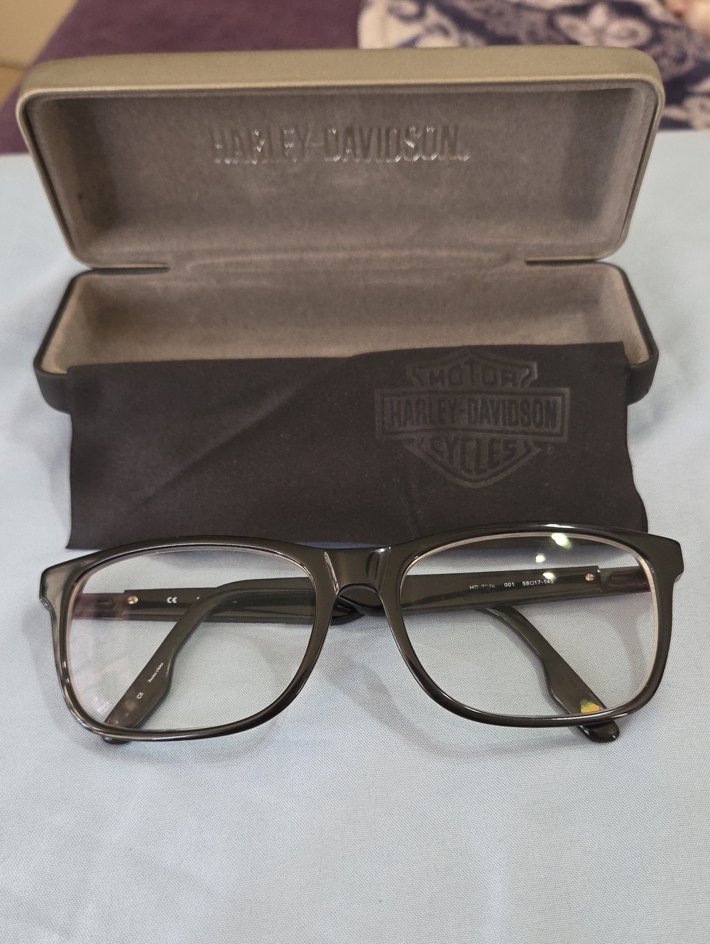 Harley-Davidson Gloss Black Rectangular Temple Frame